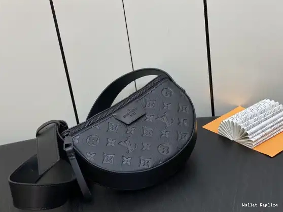 Affordable Moon LOUIS VUITTON Crossbody 0604
